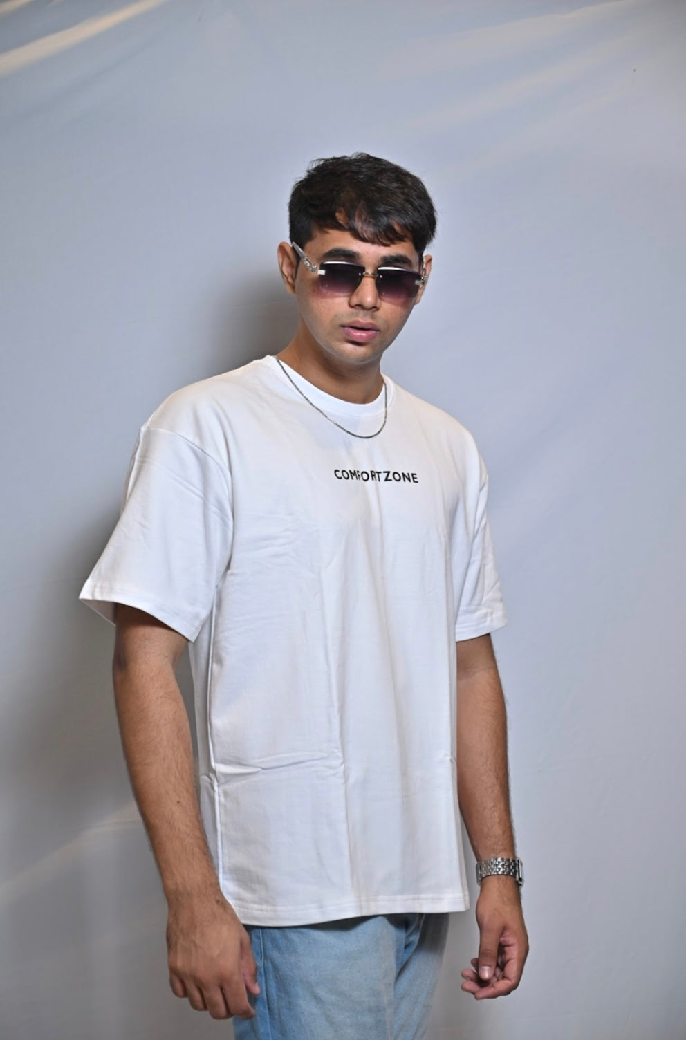 SOCIAL INTROVERT OVERSIZED T'SHIRT